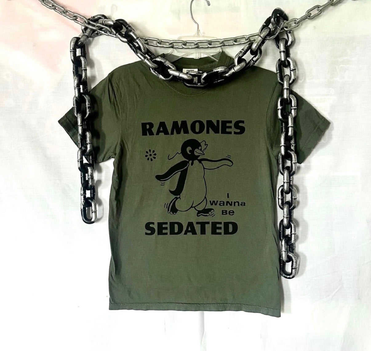 I Wanna Be Sedated Shirt *M & XL*